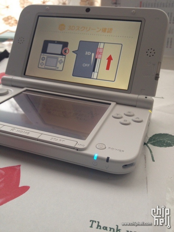任天堂3DSLL 怪物猎人4 艾露喵限定版开箱